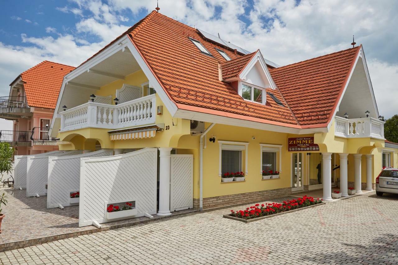 バラトンフレド ゴールド ハウス ペンション Bed & Breakfast エクステリア 写真