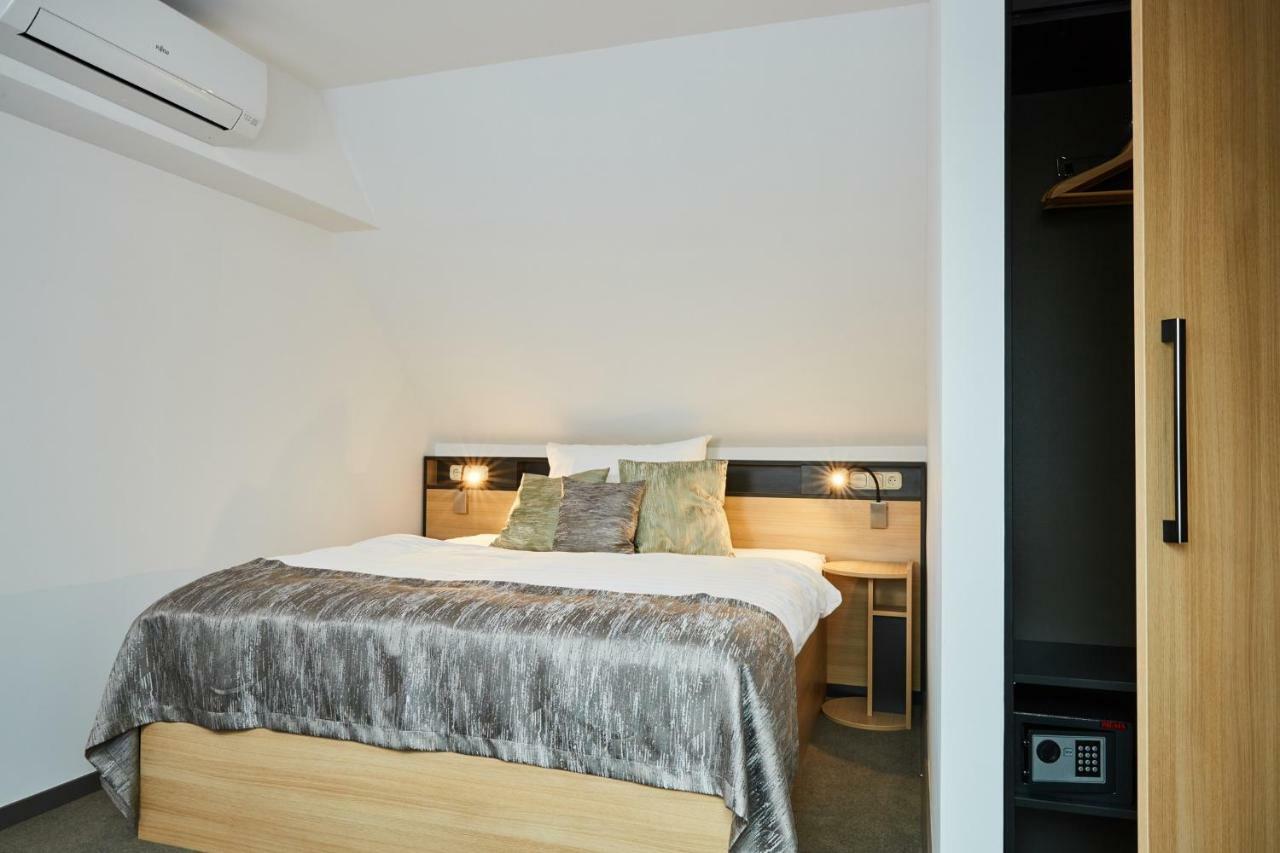 バラトンフレド ゴールド ハウス ペンション Bed & Breakfast エクステリア 写真