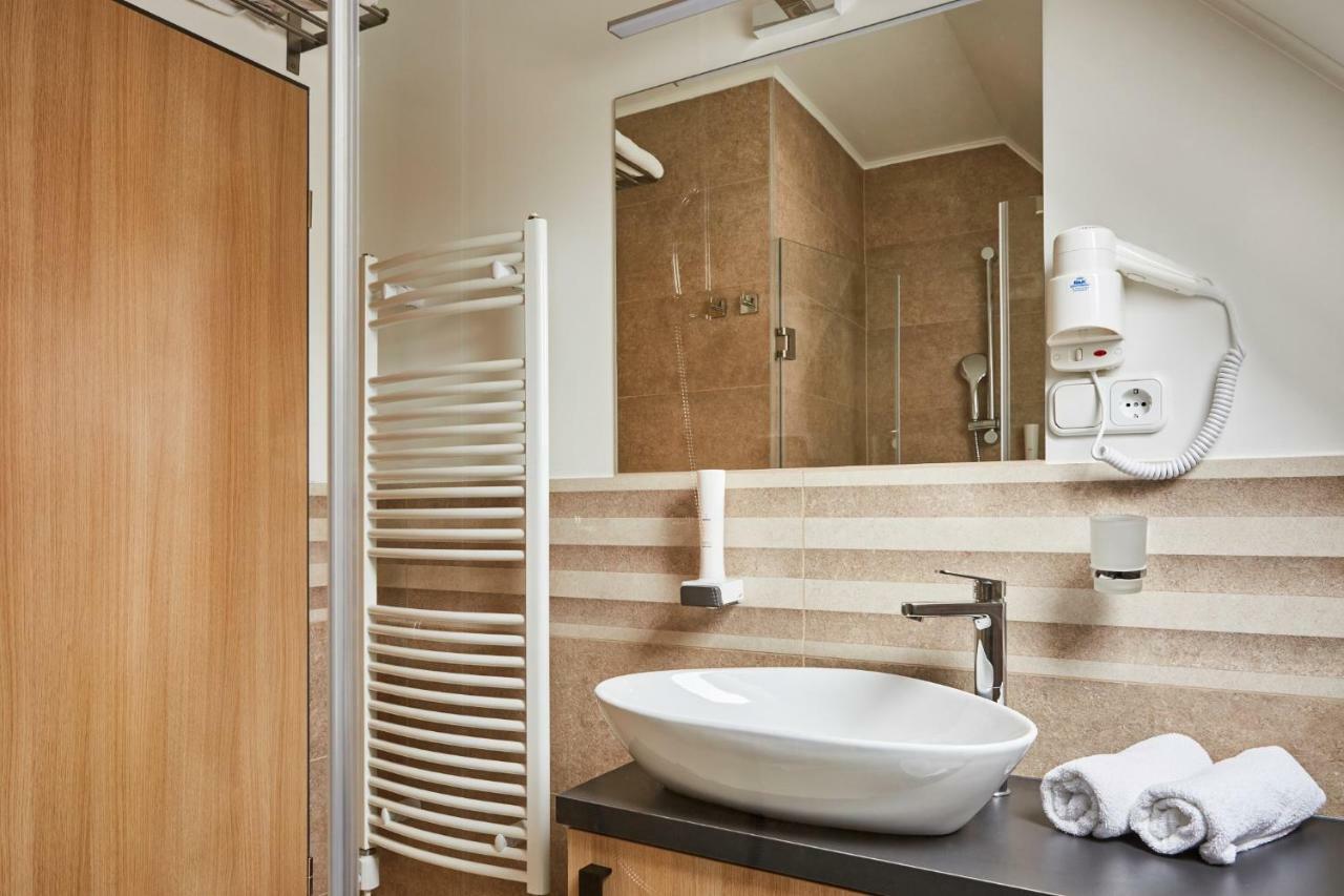 バラトンフレド ゴールド ハウス ペンション Bed & Breakfast エクステリア 写真
