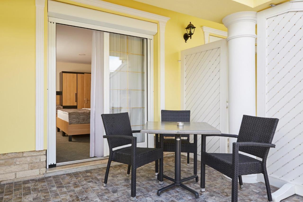 バラトンフレド ゴールド ハウス ペンション Bed & Breakfast エクステリア 写真