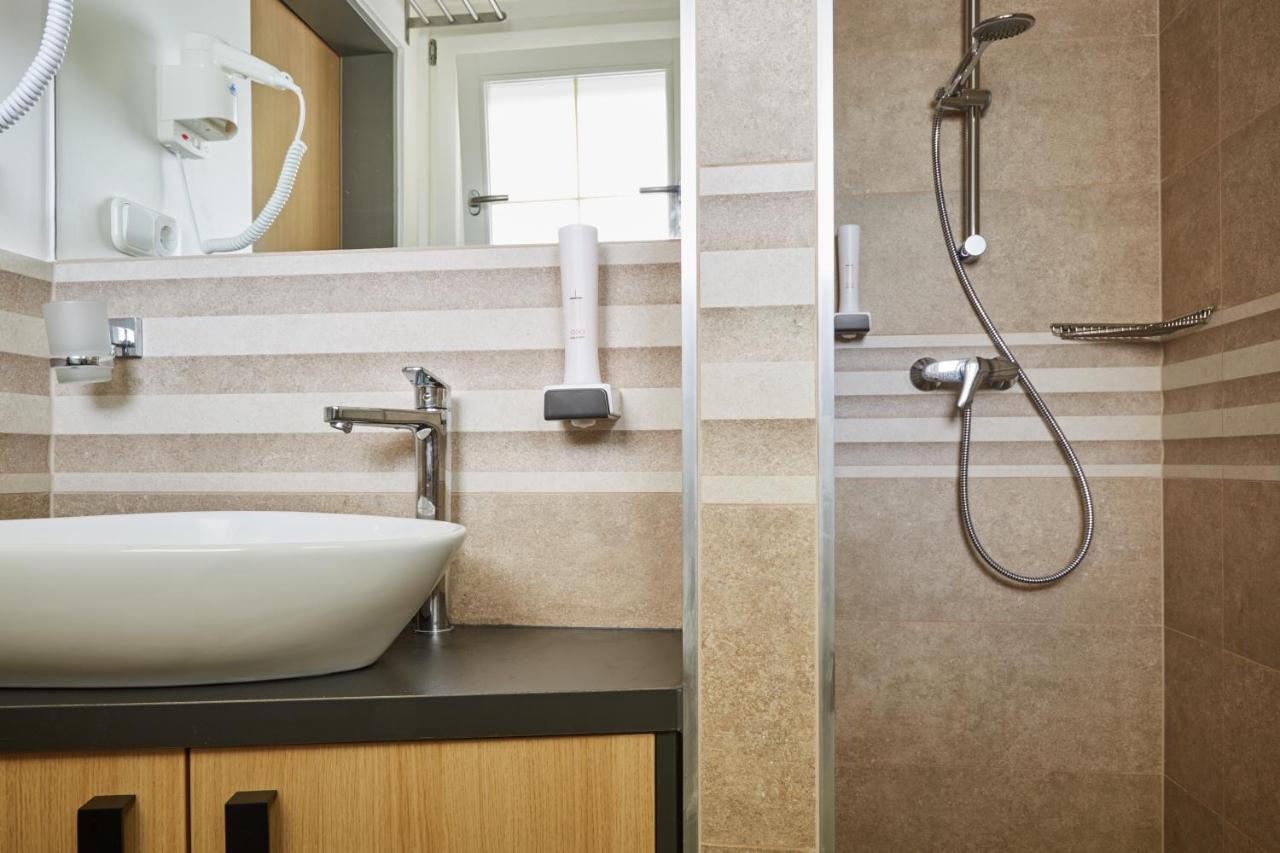 バラトンフレド ゴールド ハウス ペンション Bed & Breakfast エクステリア 写真